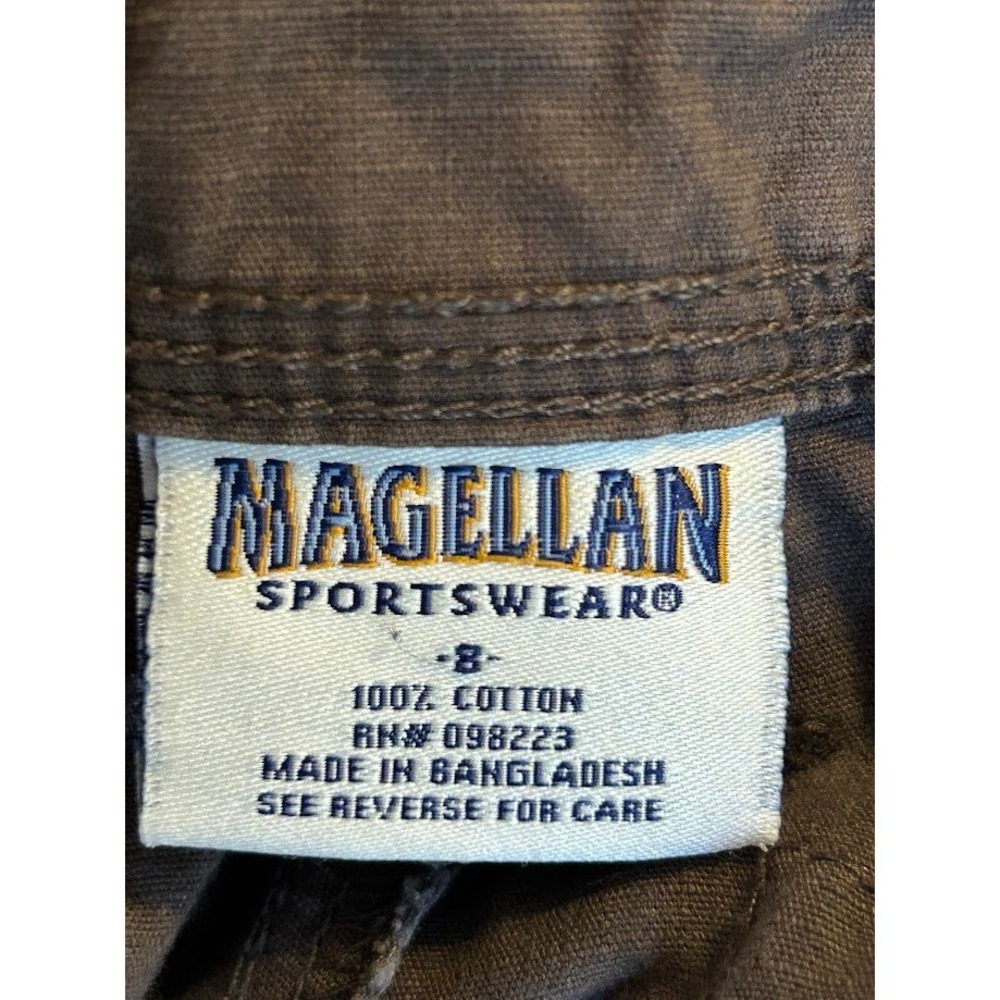 Magellan Sportswear Women's Cargo Shorts Size 8 Brown 6" Casual - Picture 3 of 6